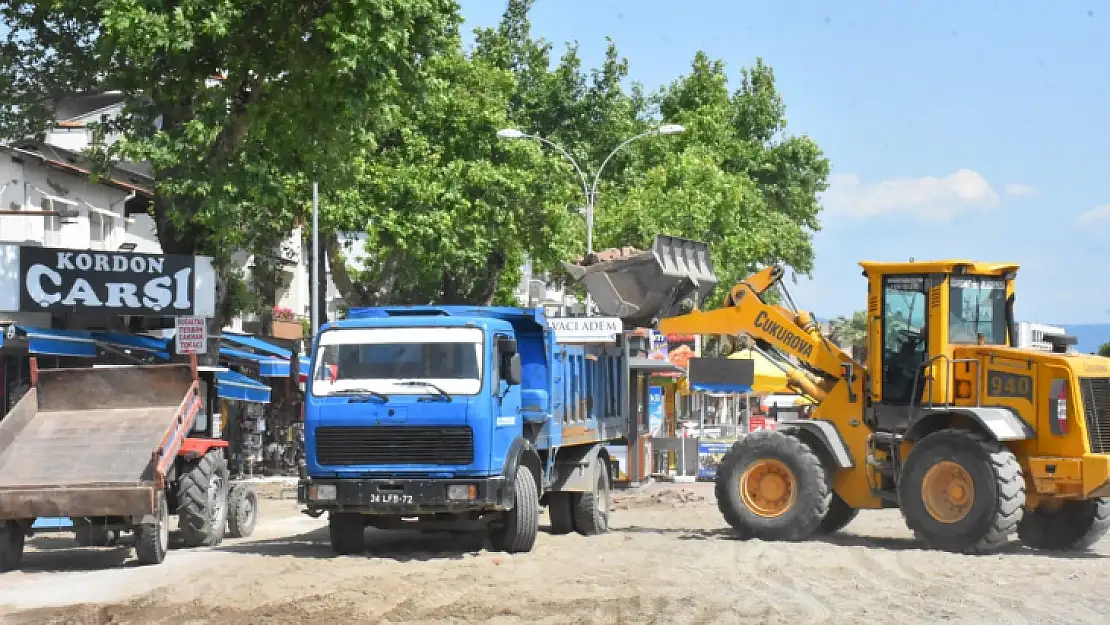 Akçay Kordon yaz sezonuna hazırlanıyor