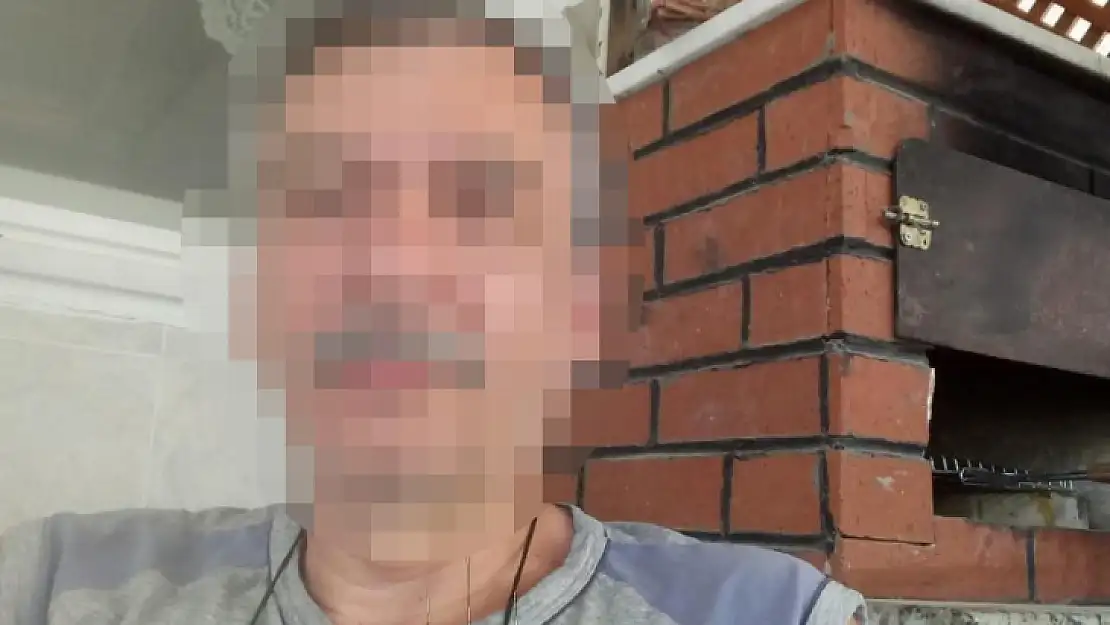Balıkesir'de cinayet: Oğlunu satırla keserek öldürdü