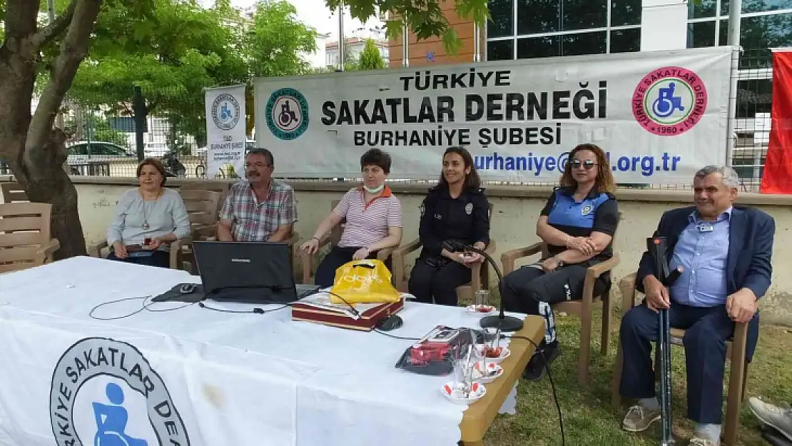 Burhaniye' de engellilere polis ziyareti