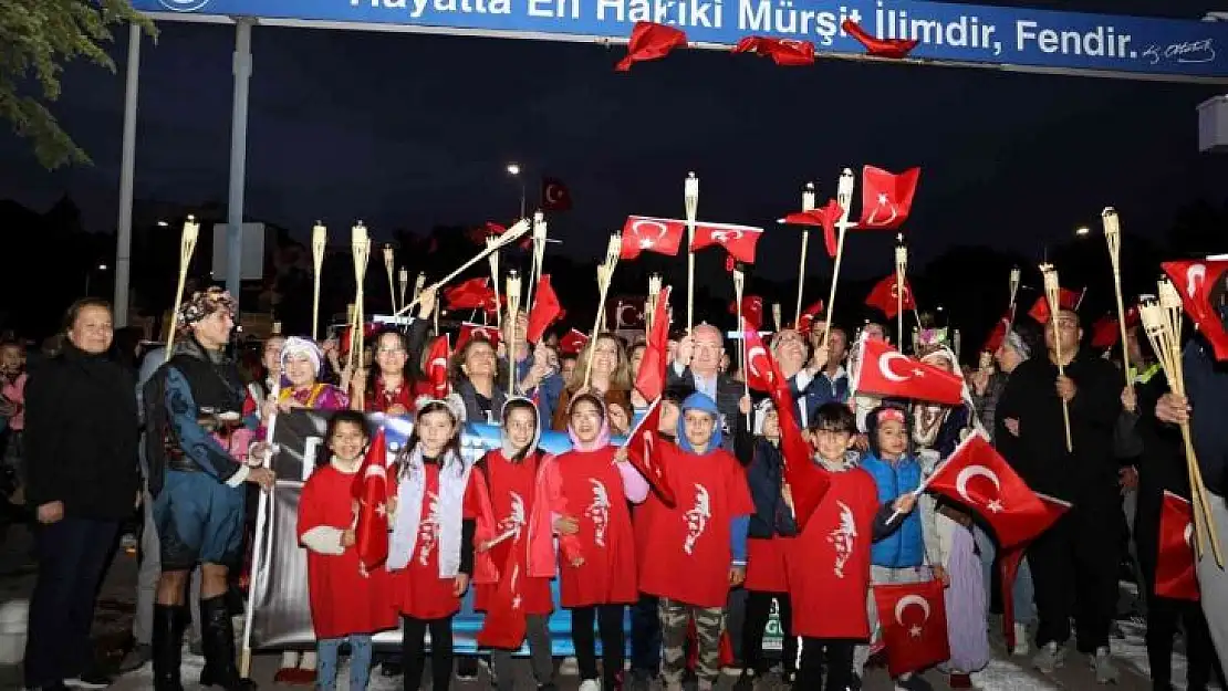 Menteşe'de 19 Mayıs akşamı coşkulu kutlama