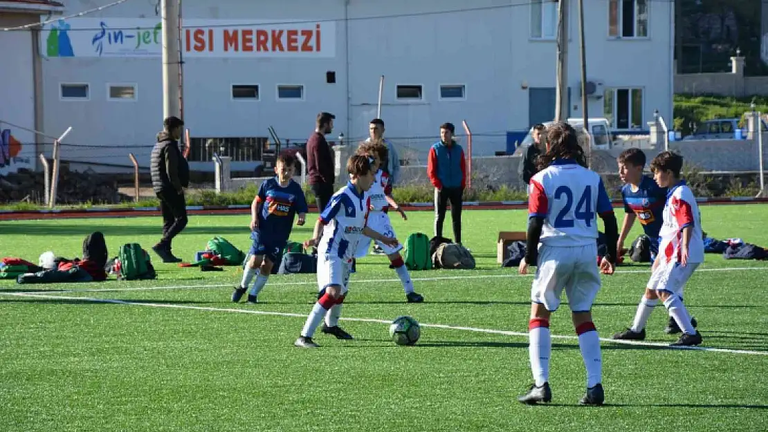 Sındırgı Cup Ege Bölgesi Futbol Turnuvası gerçekleşti
