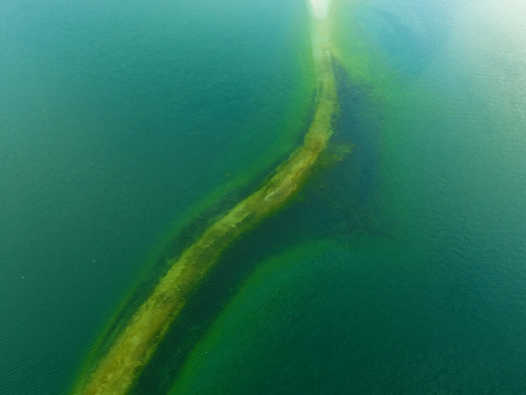 Doğa harikası Çarpanak Adası, yarımadaya dönüşüyor