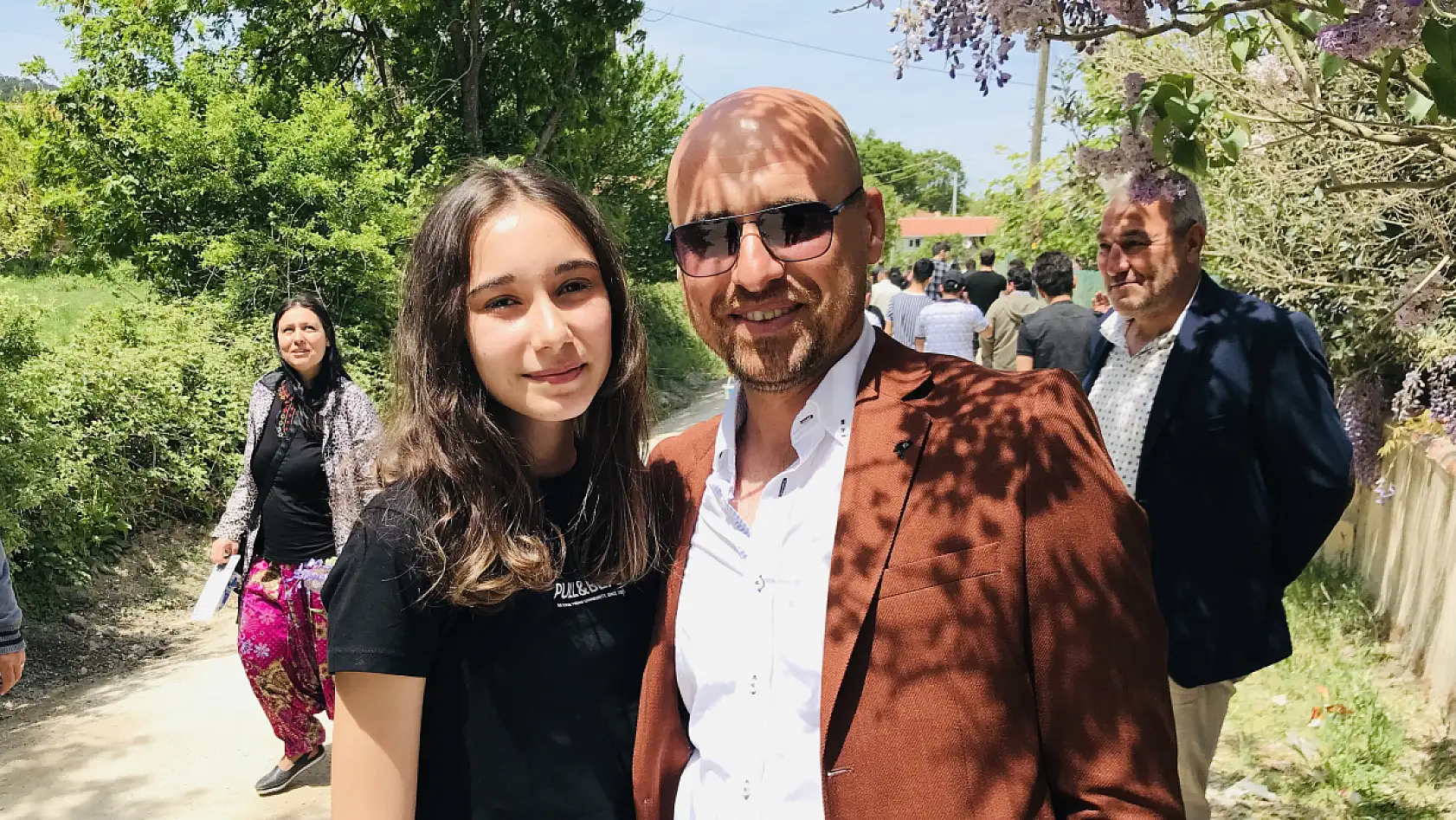 Çanakkale'de Aşıklar Sokağı'nda gençler kısmetini aradı