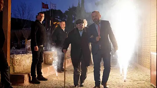 Ayvalık'ta Ergün Tekincan' saygı gecesinde efsane futbolcular buluştu