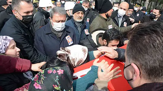 Balıkesir'de şehit polis son yolculuğuna uğurlandı