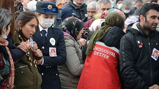 Balıkesir'de şehit polis son yolculuğuna uğurlandı
