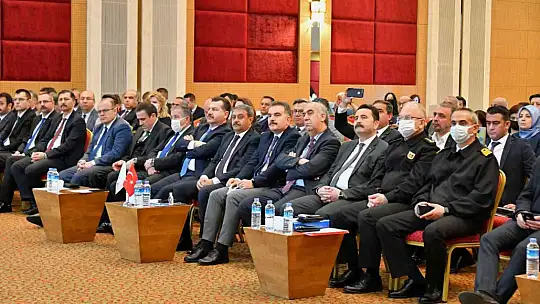 Balıkesir Valisi Hasan Şıldak'tan toplantıya katılmayan turizmcilere sitem