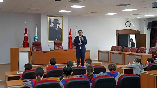 Bandırma Belediyesi'nde 'Bugün ve Gelecek Buluşmaları' devam ediyor