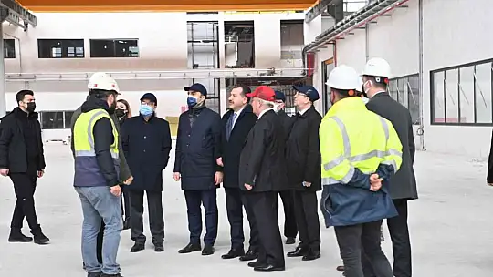 Başkan Yılmaz, savunma sanayi üreticisi fabrikayı gezdi