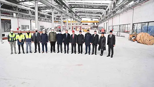 Başkan Yılmaz, savunma sanayi üreticisi fabrikayı gezdi