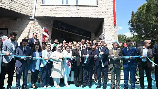 Karesi millet kıraathanesi açıldı