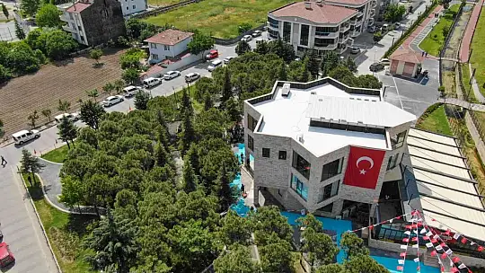 Karesi millet kıraathanesi açıldı