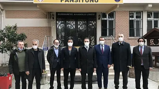 Kaymakam İlyas Memiş okulları ziyaret etti
