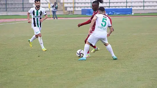 Spor Toto 1. Lig: Bandırmaspor 3 - Denizlispor 0 (İlk yarı sonucu)