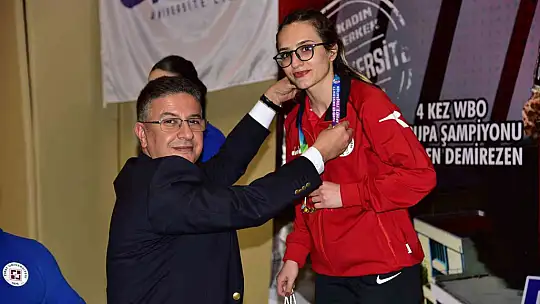Üniversiteler Boks Unilig Türkiye Şampiyonası sona erdi