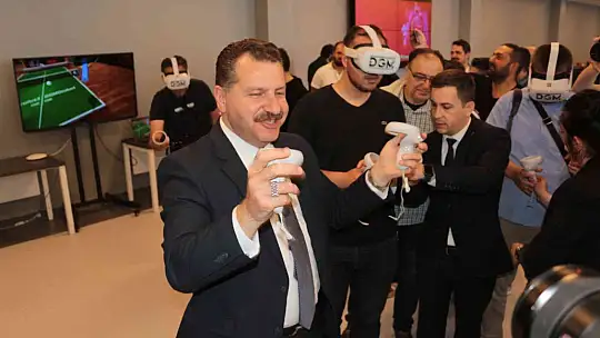 Yücel Yılmaz: 'Biz en çok gençlerin belediyesiyiz'