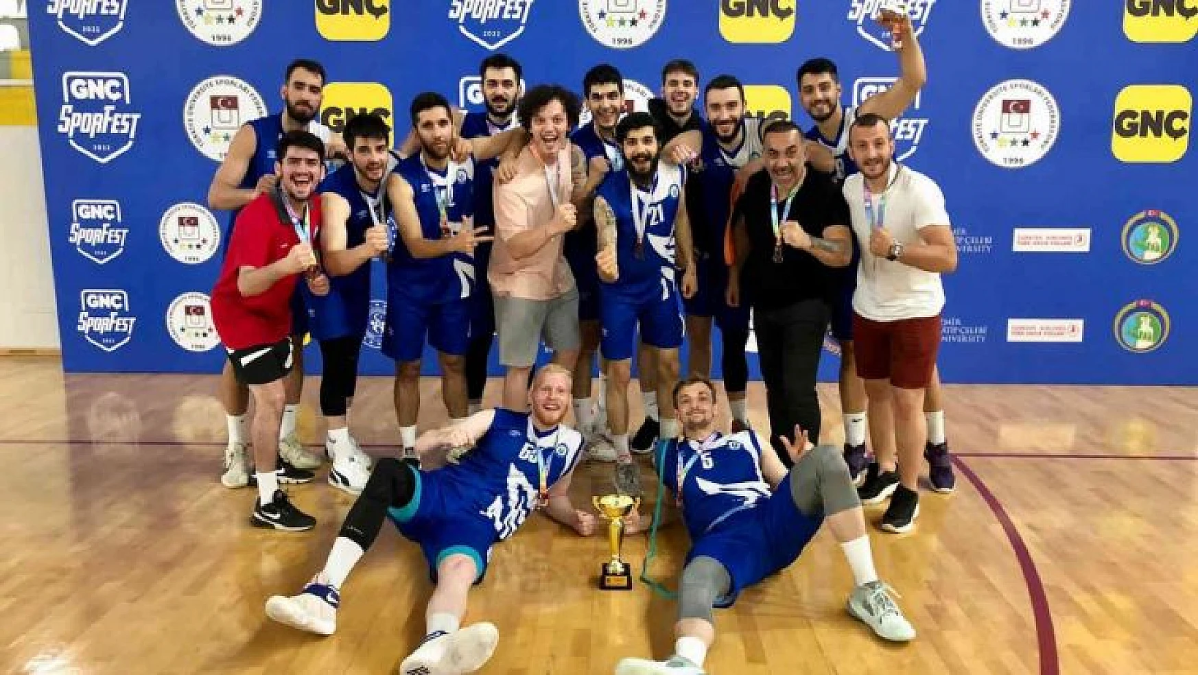 ADÜ Erkek Basketbol Takımı Türkiye üçüncüsü oldu