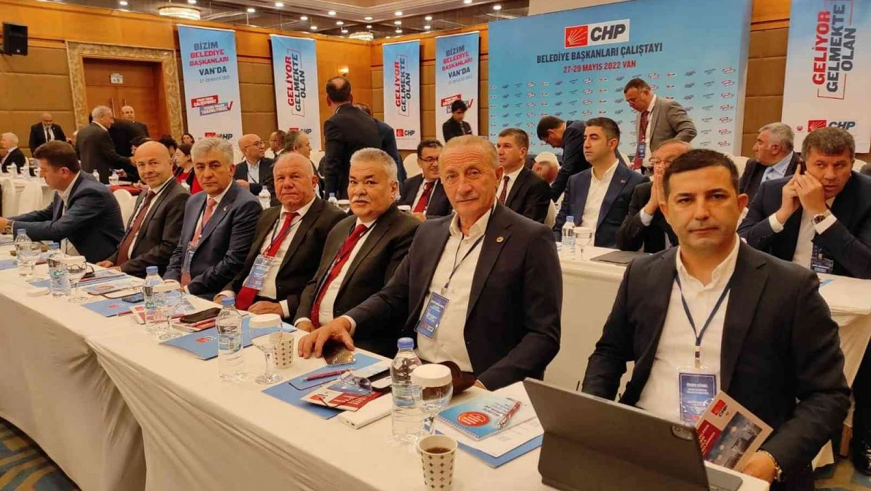 Başkan Atabay, Erciş'te esnafla buluştu
