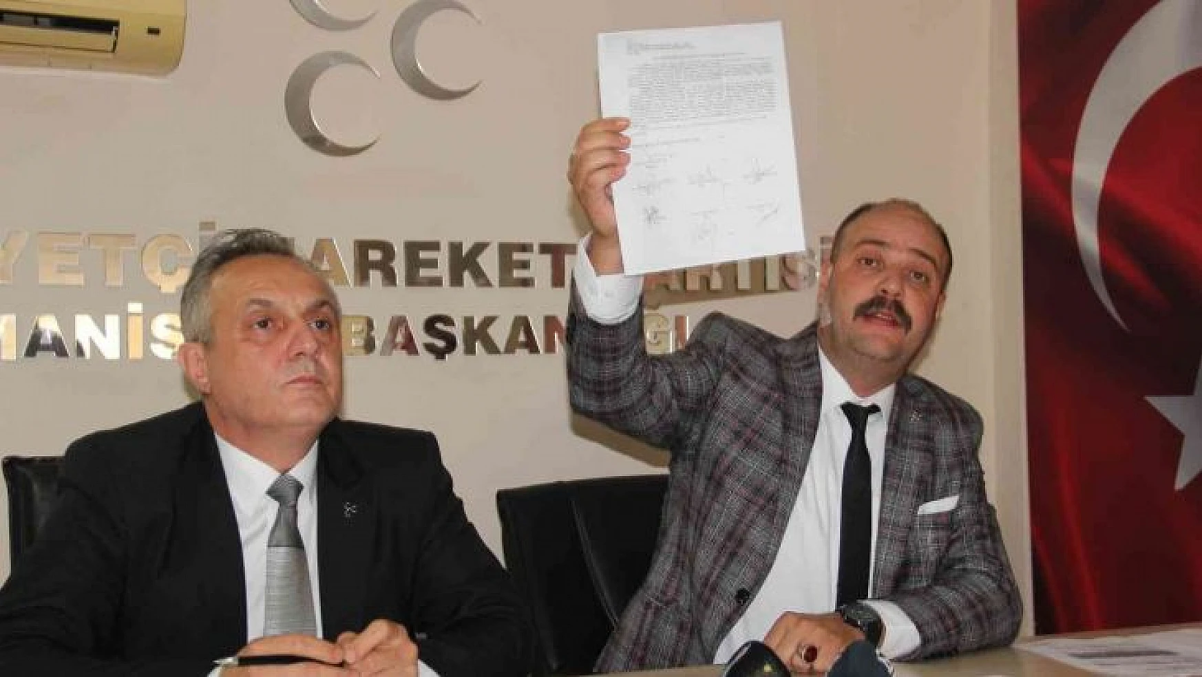 MHP'den CHP'nin iddialarına belgelerle cevap