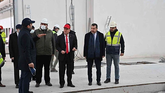 Başkan Yılmaz, savunma sanayi üreticisi fabrikayı gezdi