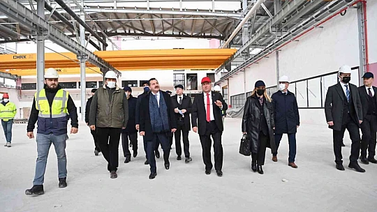 Başkan Yılmaz, savunma sanayi üreticisi fabrikayı gezdi