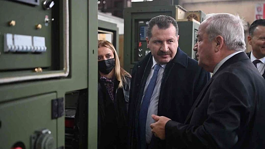 Başkan Yılmaz, savunma sanayi üreticisi fabrikayı gezdi