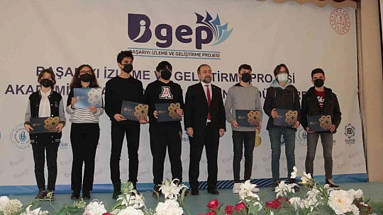 BİGEP başarı ödülleri dağıtıldı