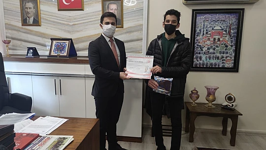 BİGEP sınavlarında dereceye giren öğrenciler ödüllendirildi.