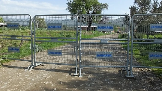 Burhaniye'de kırsal Börezli Mahallesi karantinaya alındı
