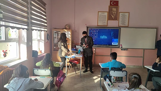 Kaymakam Çelik'ten kızıksa ilk ve orta okuluna ziyaret