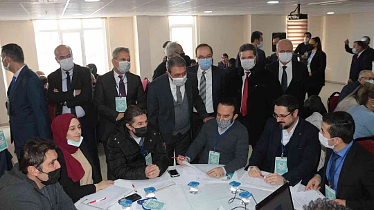 Mesleki ve teknik eğitimkurumları ile sektör çalıştayda bir araya geldi