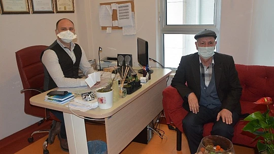 (Özel) Balıkesir'de zor ve riskli bir tiroid ameliyatı daha başarı ile gerçekleştirildi
