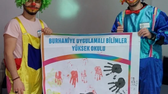 Üniversiteliler Özel Eğitimli Çocukların neşesi oldu